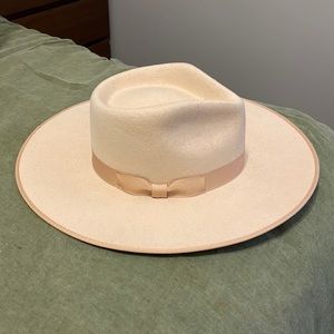 NBW Ivory Rancher Lack of Color